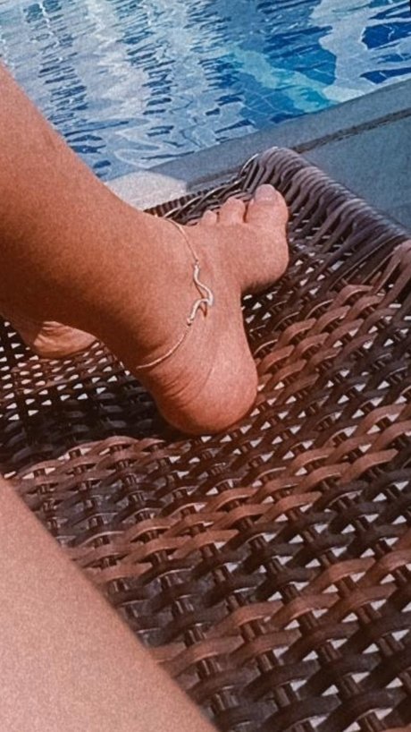 Foto di nudo di fuga di OnlyFans di Nin