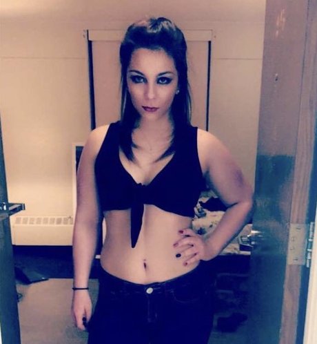 Foto di nudo di fuga di OnlyFans di Amanda