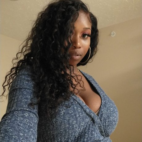 Foto di nudo di fuga di OnlyFans di Tayy Baby