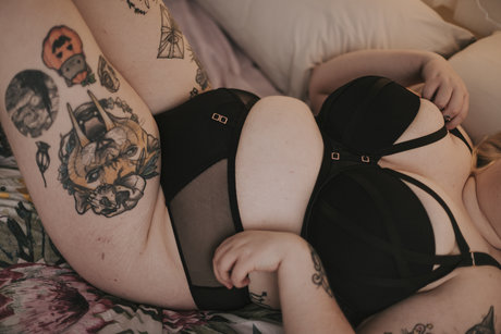 Foto di nudo di fuga di OnlyFans di Peach
