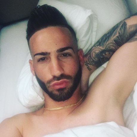 Foto di nudo di fuga di OnlyFans di Deniel