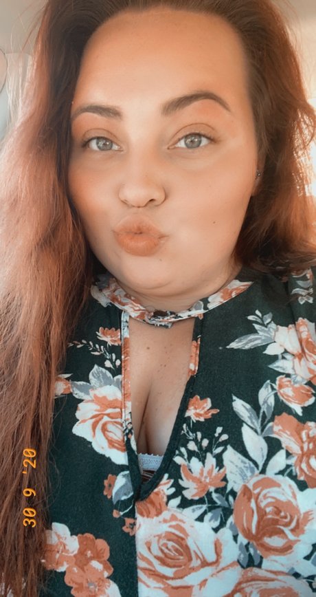Foto di nudo di fuga di OnlyFans di Mary Katherine Dunn