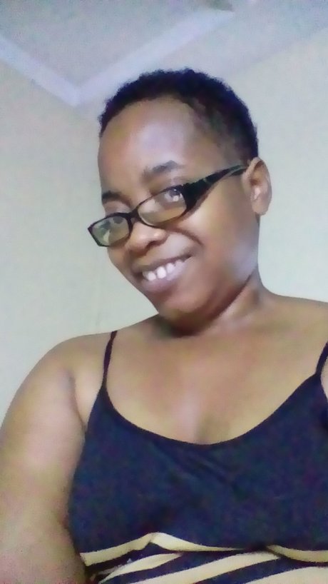 Foto di nudo di fuga di OnlyFans di Camille Smith