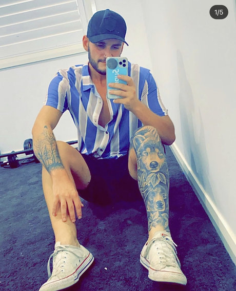 Foto di nudo di fuga di OnlyFans di Newytradie
