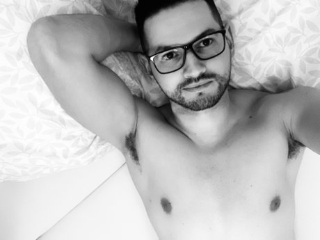 Foto di nudo di fuga di OnlyFans di Dave Silas