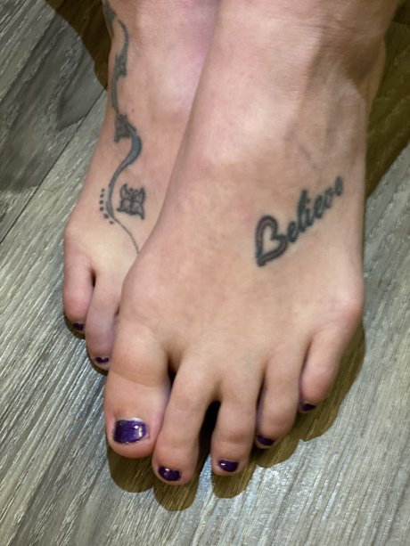 Kays Cute Feet