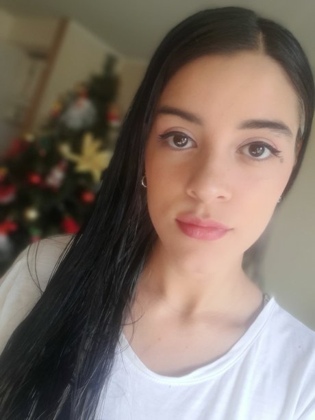 Foto di nudo di fuga di OnlyFans di Daniela Marin