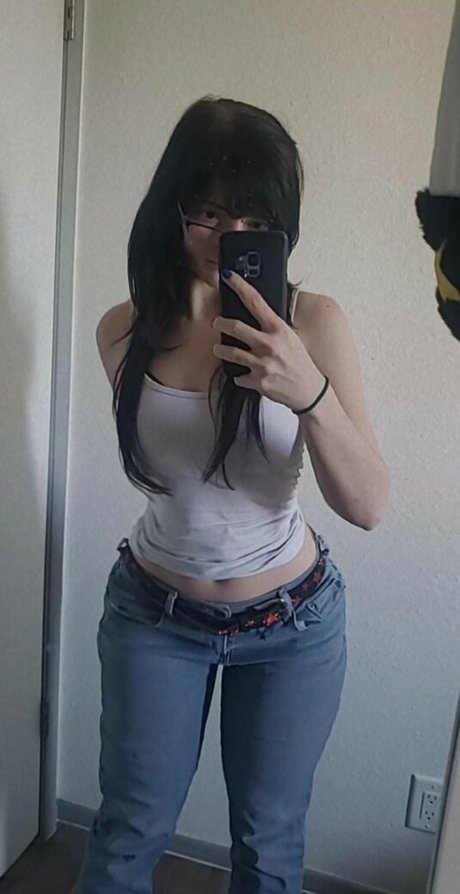 Foto di nudo di fuga di OnlyFans di Unkyndled