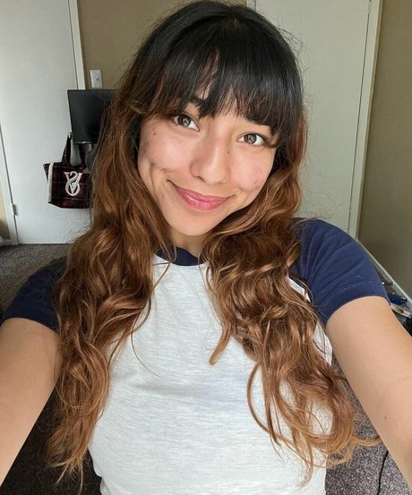 Foto di nudo di fuga di OnlyFans di Lyssalevin