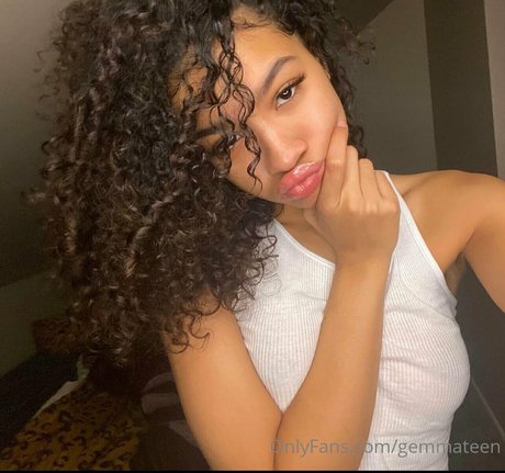 Foto di nudo di fuga di OnlyFans di Gemmateenie