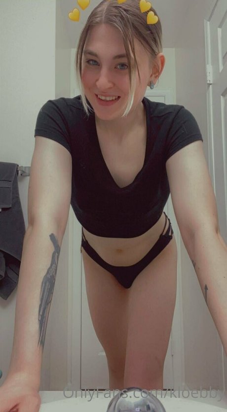 Foto di nudo di fuga di OnlyFans di Kloebby