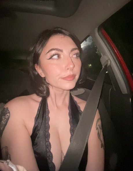 Foto di nudo di fuga di OnlyFans di Viragho