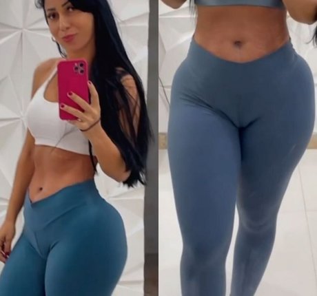 Foto di nudo di fuga di OnlyFans di Lismara Moreira