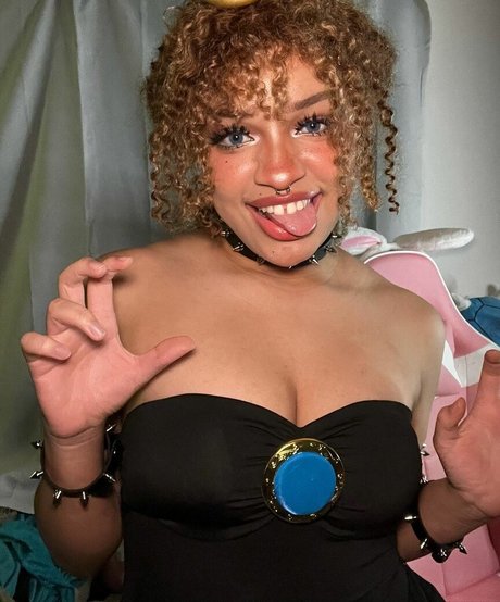 Foto di nudo di fuga di OnlyFans di Edens Garden Asmr
