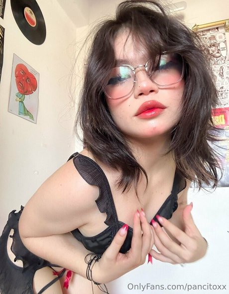 Foto di nudo di fuga di OnlyFans di Pancitoxx