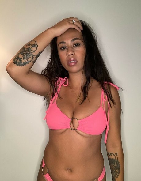 Foto di nudo di fuga di OnlyFans di Ajuuki