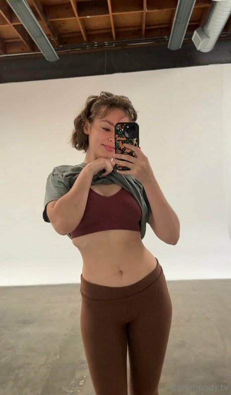 Foto di nudo di fuga di OnlyFans di Marymoody