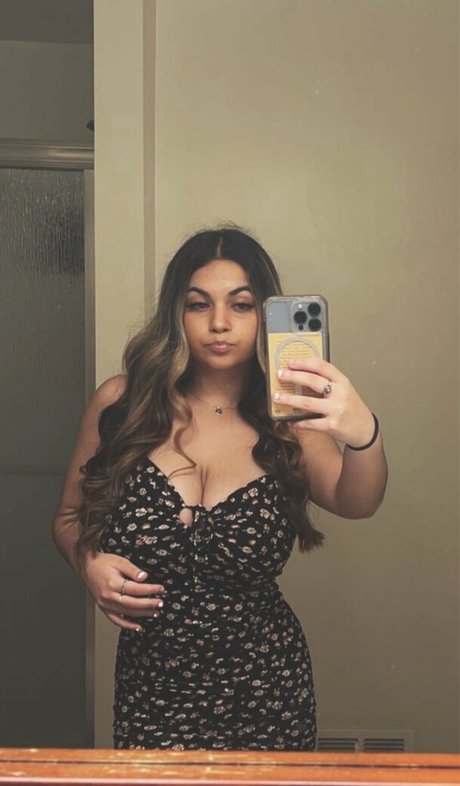 Foto di nudo di fuga di OnlyFans di Ava Schillaci