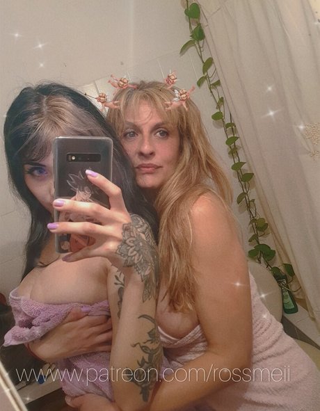 Foto di nudo di fuga di OnlyFans di Rossmeii