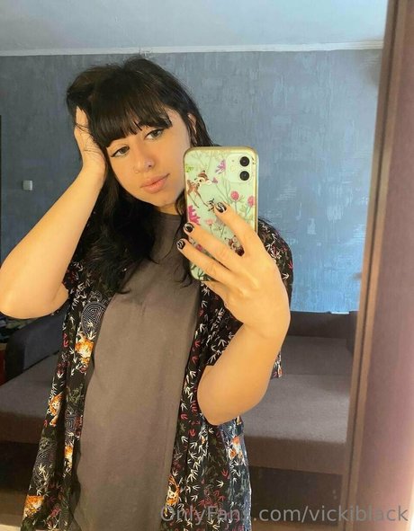 Vickiblack