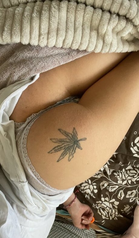 Foto di nudo di fuga di OnlyFans di Mqlll