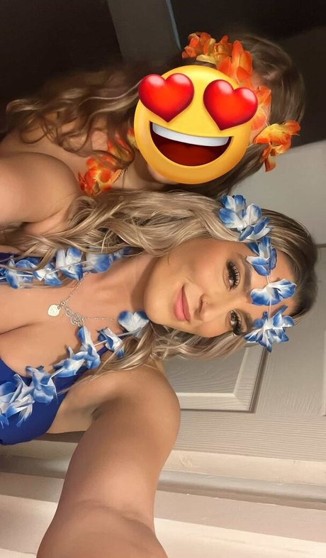 Foto di nudo di fuga di OnlyFans di Hol Grace