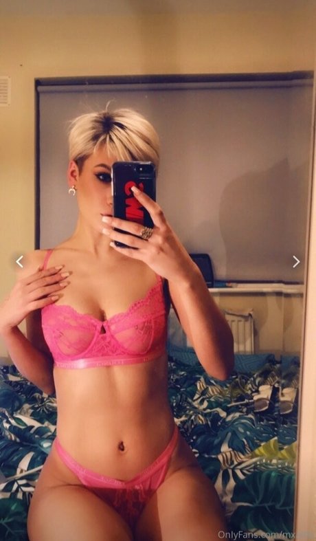 Foto di nudo di fuga di OnlyFans di Bhadxbambii