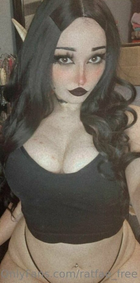 Foto di nudo di fuga di OnlyFans di Ratfaefree