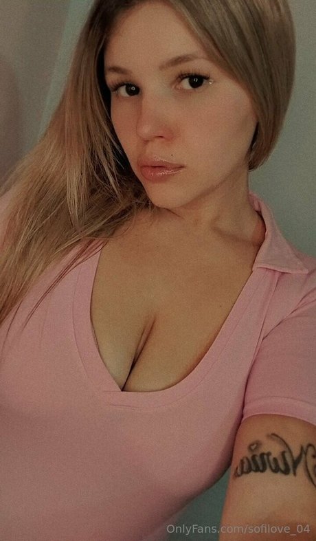 Foto di nudo di fuga di OnlyFans di Sofilove04