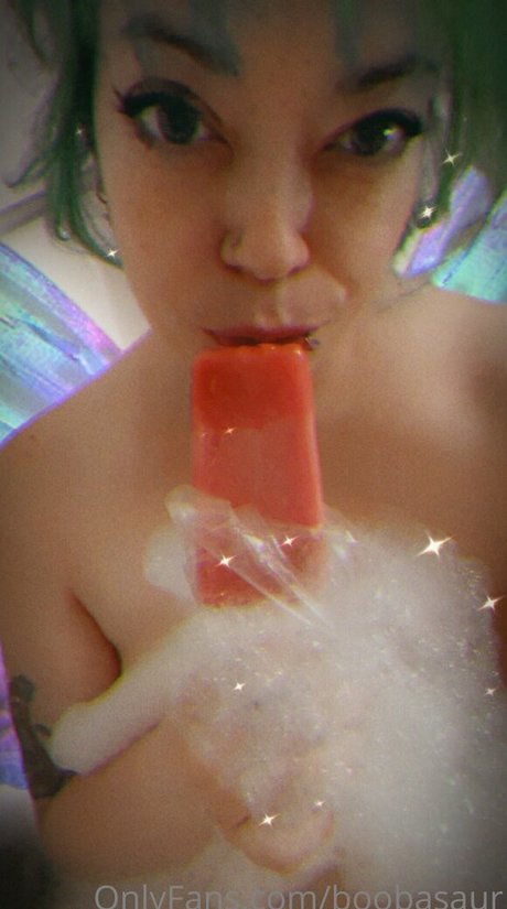Foto di nudo di fuga di OnlyFans di Boobasaur
