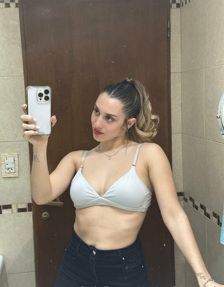 Foto di nudo di fuga di OnlyFans di Sw33tgirl02