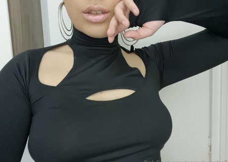 Foto di nudo di fuga di OnlyFans di Pamelasasha3