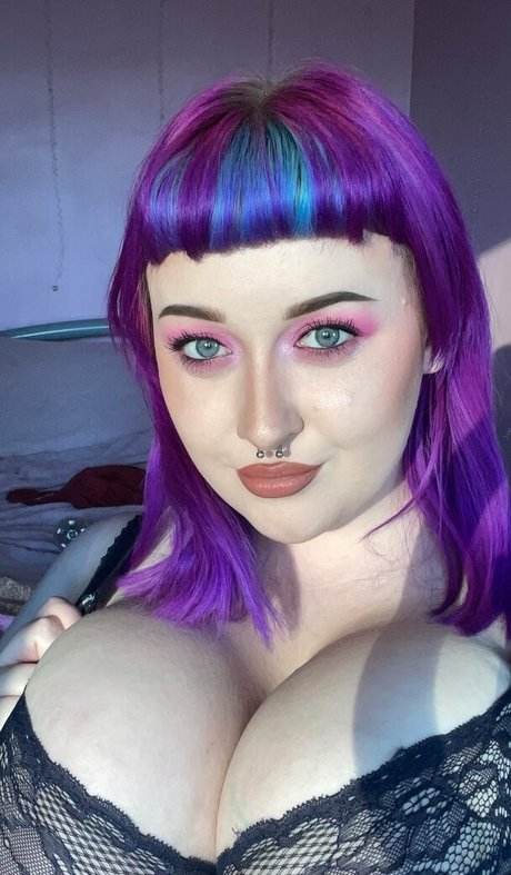 Chloe_nsfw