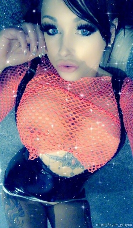 Hot_mum_skyler