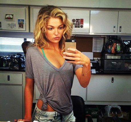 Foto di nudo di fuga di OnlyFans di Lili Simmons