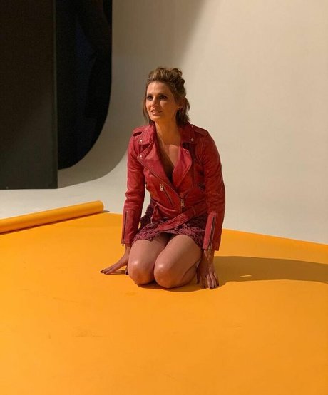 Foto di nudo di fuga di OnlyFans di Stana Katic