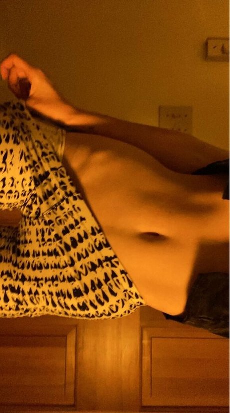 Foto di nudo di fuga di OnlyFans di Montana2004