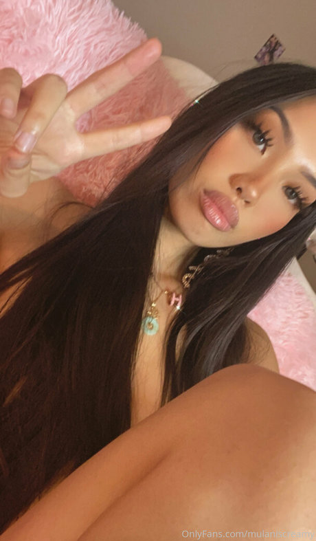 Foto di nudo di fuga di OnlyFans di Wetaja