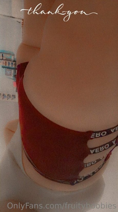 Foto di nudo di fuga di OnlyFans di Fruityboobies
