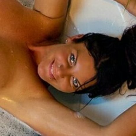 Foto di nudo di fuga di OnlyFans di Midwestkali