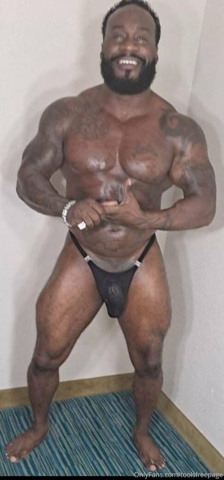 Toolsfreepage Foto di nudo di fuga di OnlyFans di Toolsfreepage #189