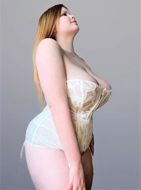 Anna Bernadi