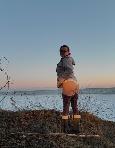 Foto di nudo di fuga di OnlyFans di Harleyrey