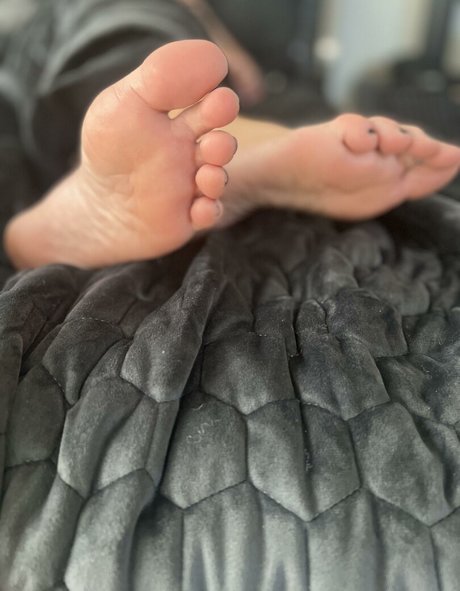 Foto di nudo di fuga di OnlyFans di Madame Elise