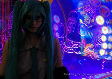 Foto di nudo di fuga di OnlyFans di Gooeychewycosplay