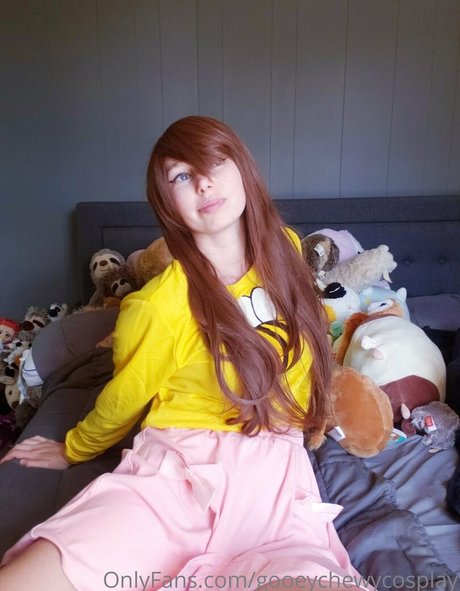 Foto di nudo di fuga di OnlyFans di Gooeychewycosplay