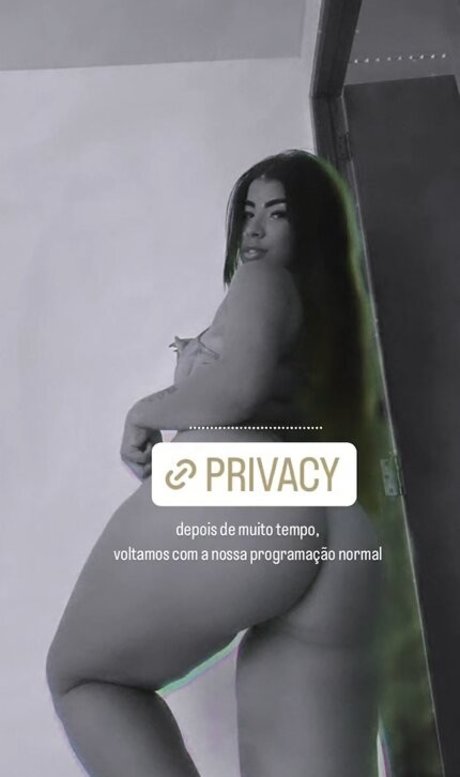 Foto di nudo di fuga di OnlyFans di Lisandra Bonatti