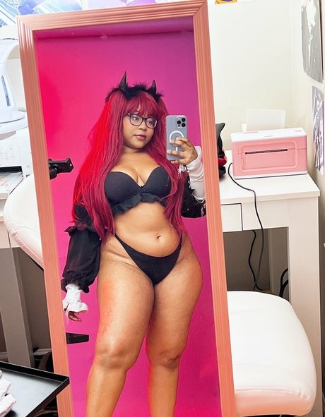 Foto di nudo di fuga di OnlyFans di Ria Parker