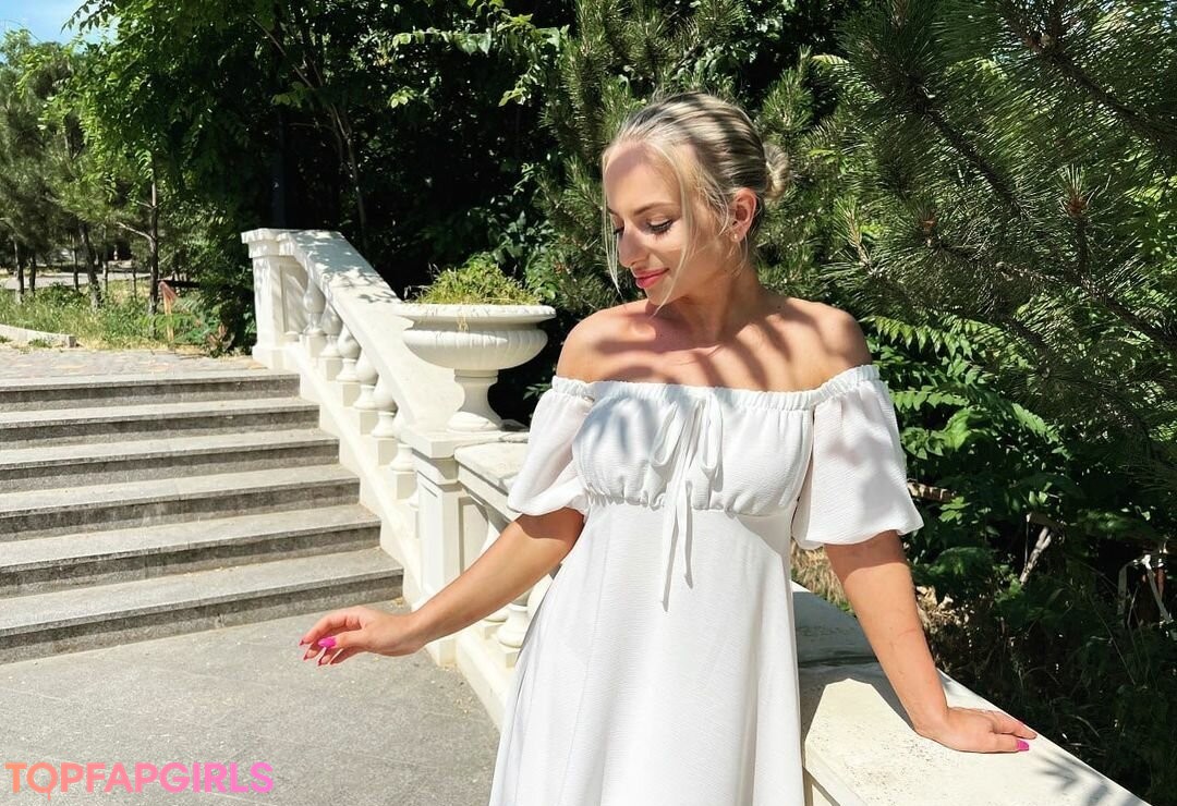 Foto di nudo di fuga di OnlyFans di Michelleeriseevip #45 Foto di nudo di fuga di OnlyFans di Michelleeriseevip #45