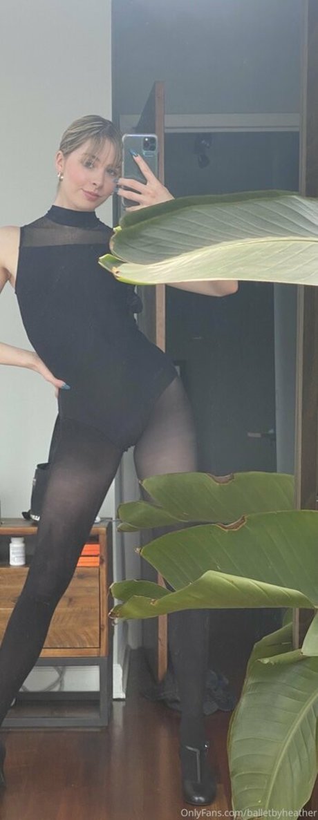 Foto di nudo di fuga di OnlyFans di Balletbyheather